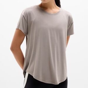 Athleta Move With Ease Tee – Mortar Mushroom – L – New
